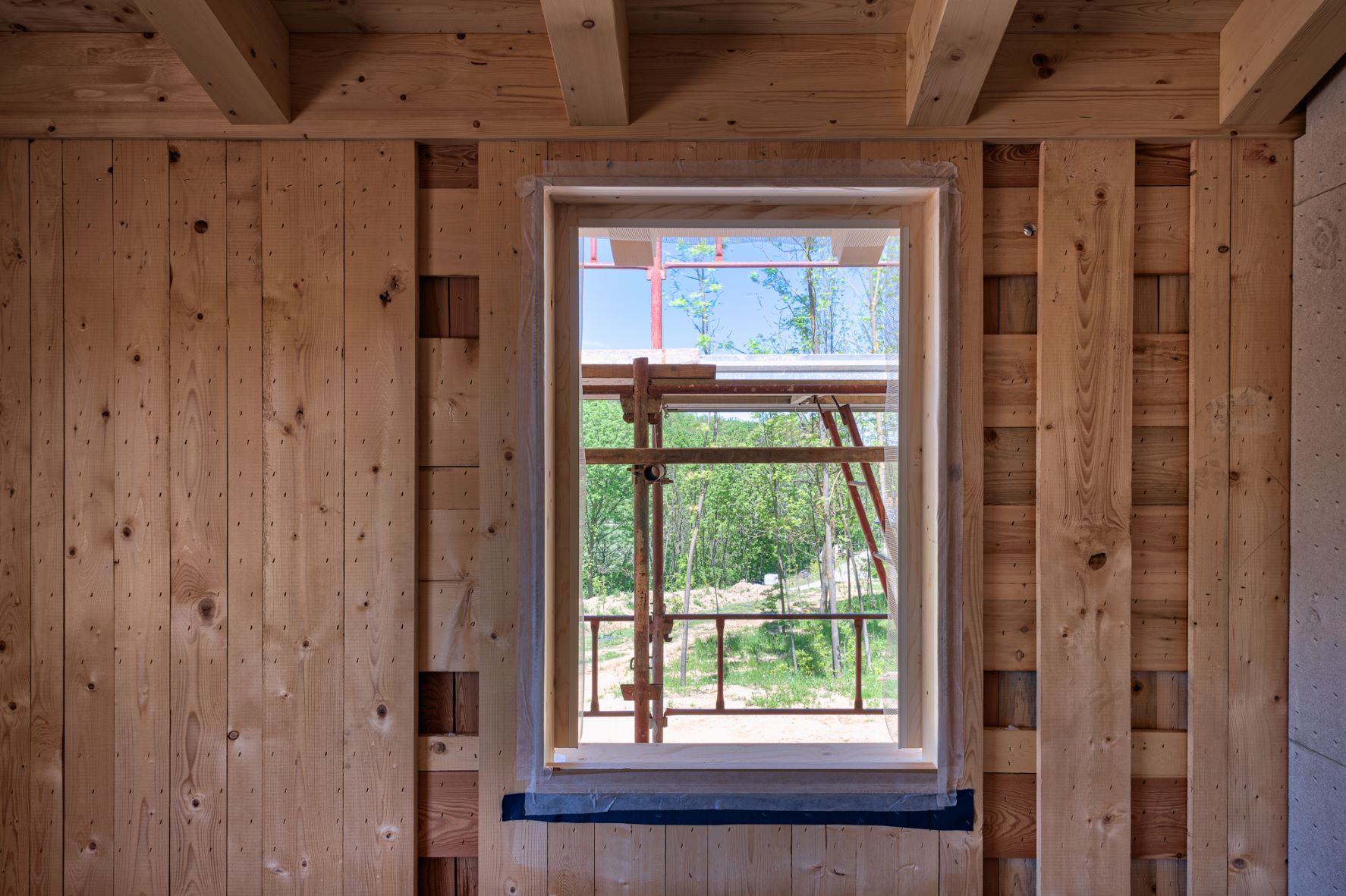 Realizzazione abitazione Primavera Haus bioxlam Beinette – soffitti travatura a vista